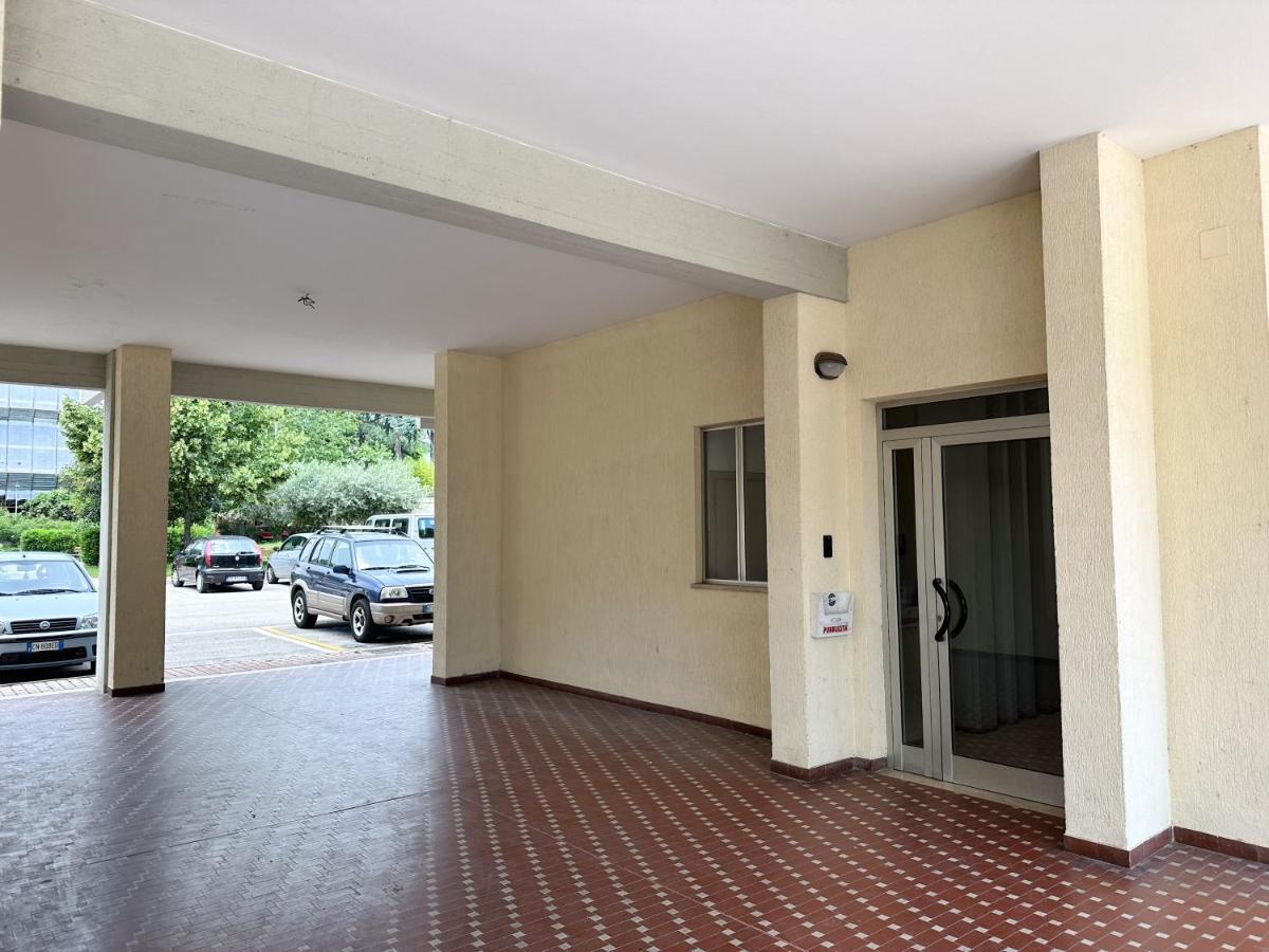 Mirea'S Rooms Ascoli Piceno Bagian luar foto