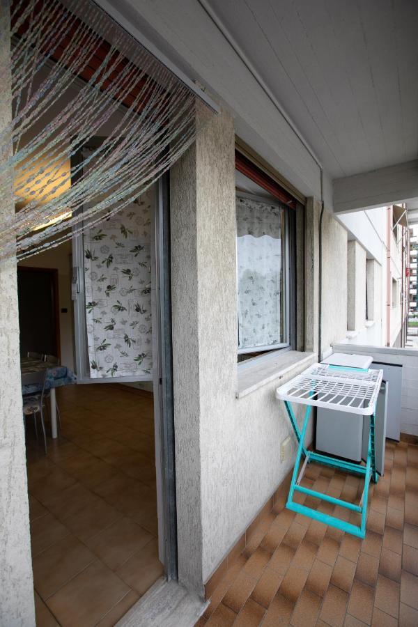 Mirea'S Rooms Ascoli Piceno Bagian luar foto